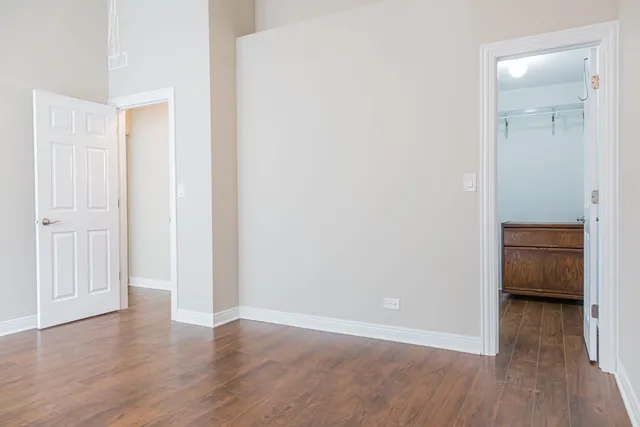 $349,900 | 792 Trinity Court, Carol Stream, IL 60188