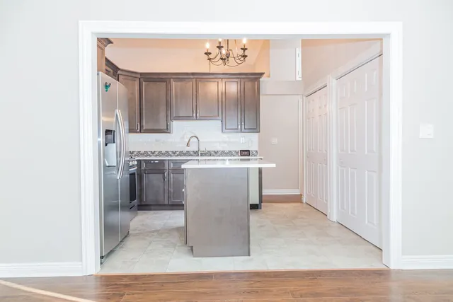 $349,900 | 792 Trinity Court, Carol Stream, IL 60188