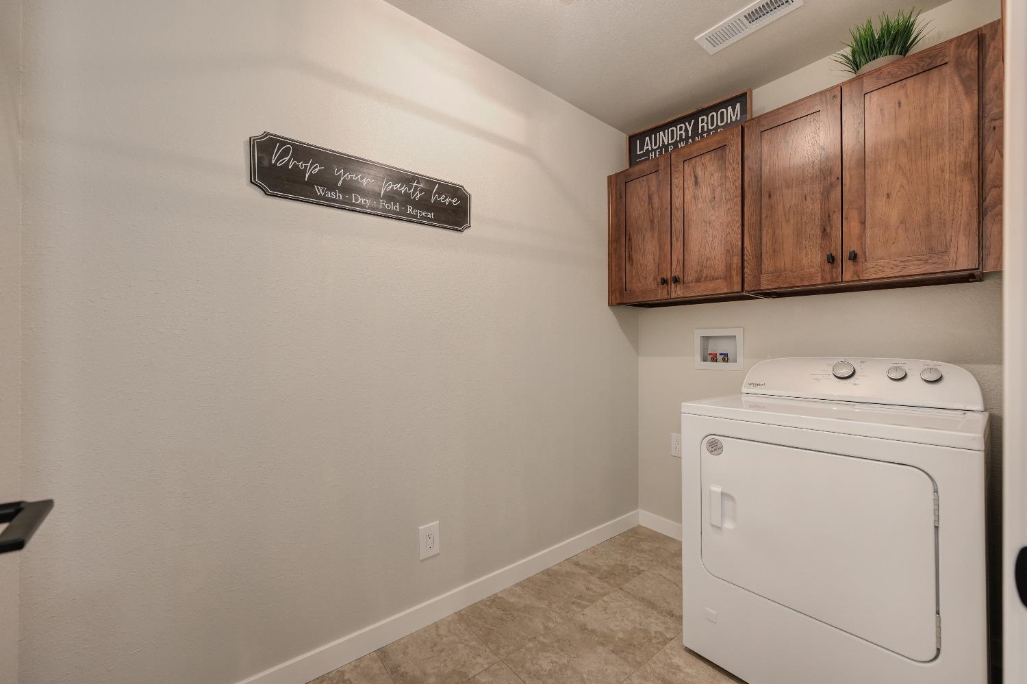 314 East Main Street Ione, CA 95640 - Photo 31 of 43 a utility room with dryer and washer