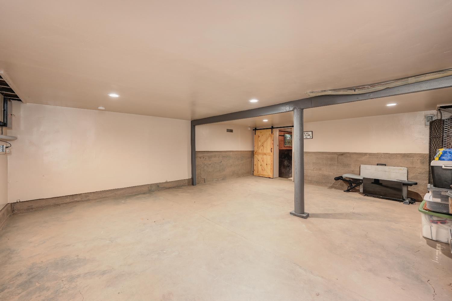 314 East Main Street Ione, CA 95640 - Photo 32 of 43 a view of a garage