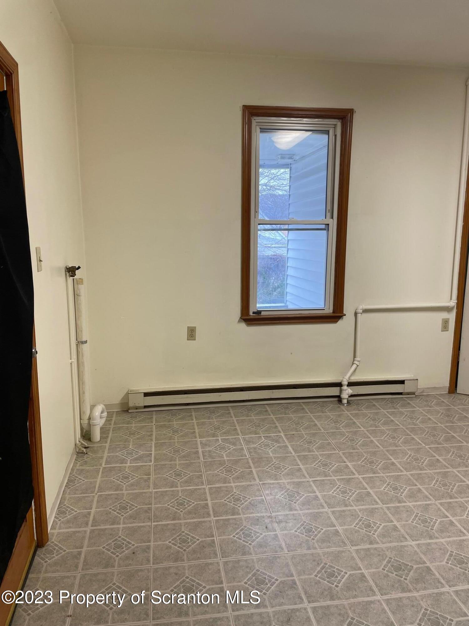 1 st kitchen2