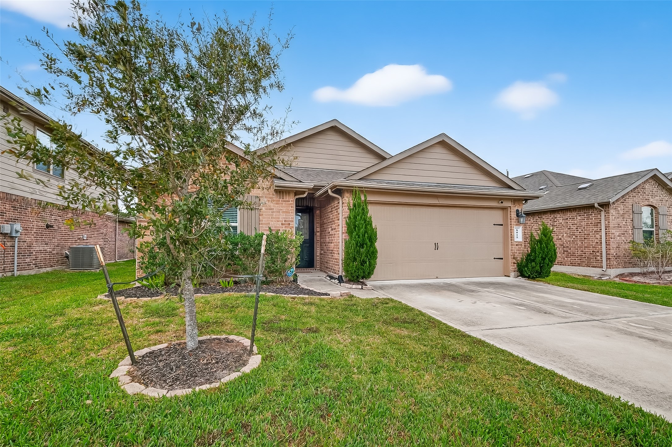 8015 Acorn Flats Lane Rosharon, TX 77583 - Photo 4 of 29