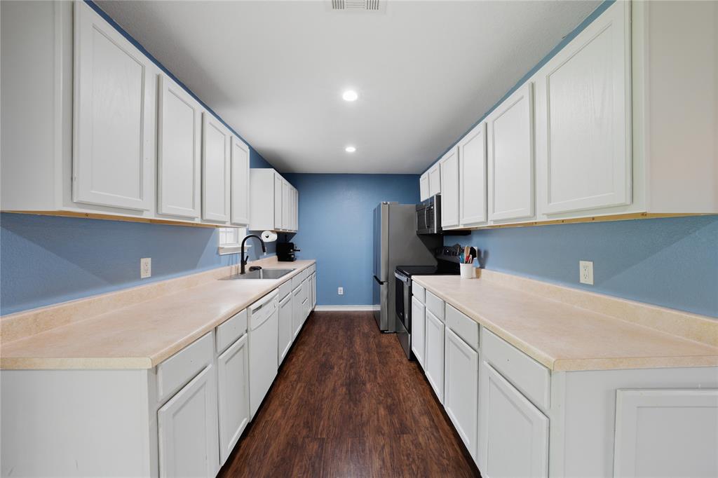 732 Ridgewood Drive Tool, TX 75143 - Photo 7 of 15