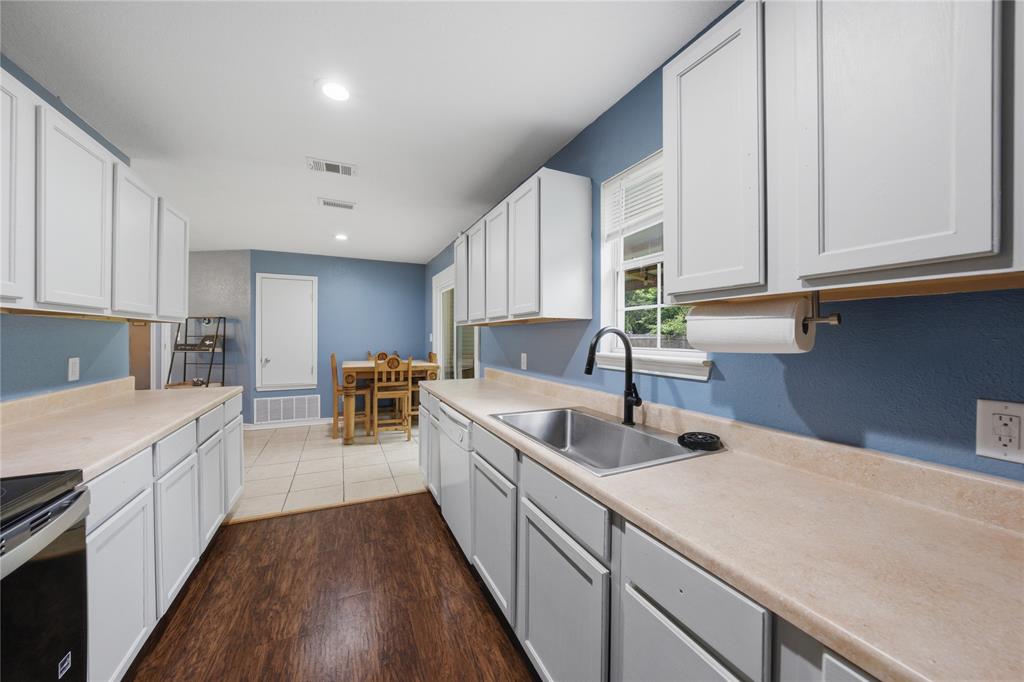 732 Ridgewood Drive Tool, TX 75143 - Photo 10 of 15