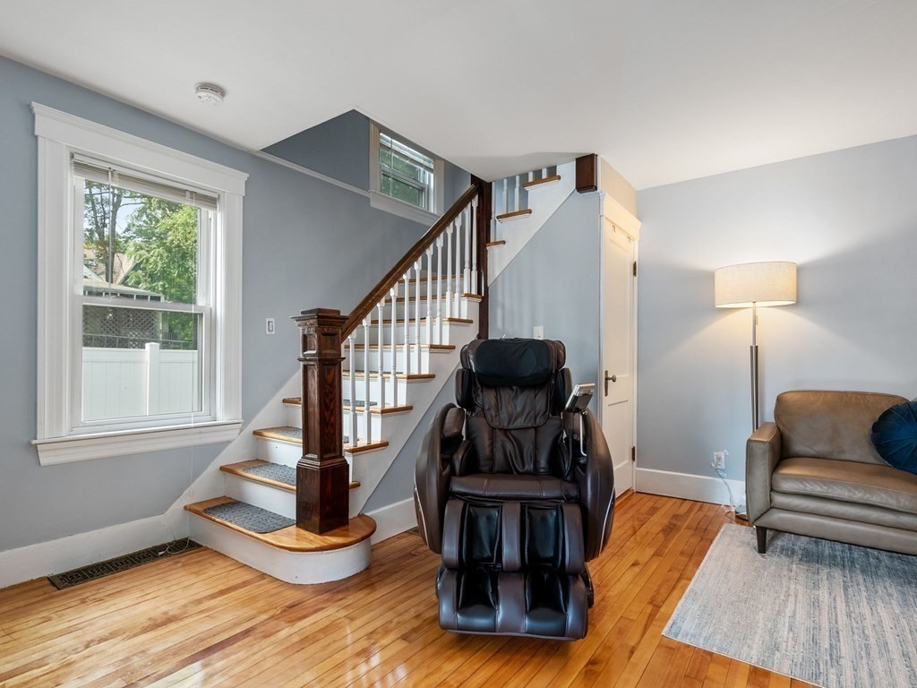 335 Massasoit Road Worcester, MA 01604 - Photo 8 of 30 Gallery Image 8