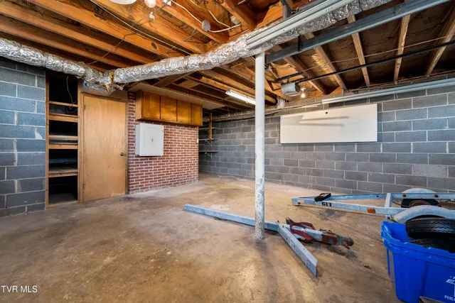 $350,000 | 2228 Charsley Road, Kingsport, TN 37660