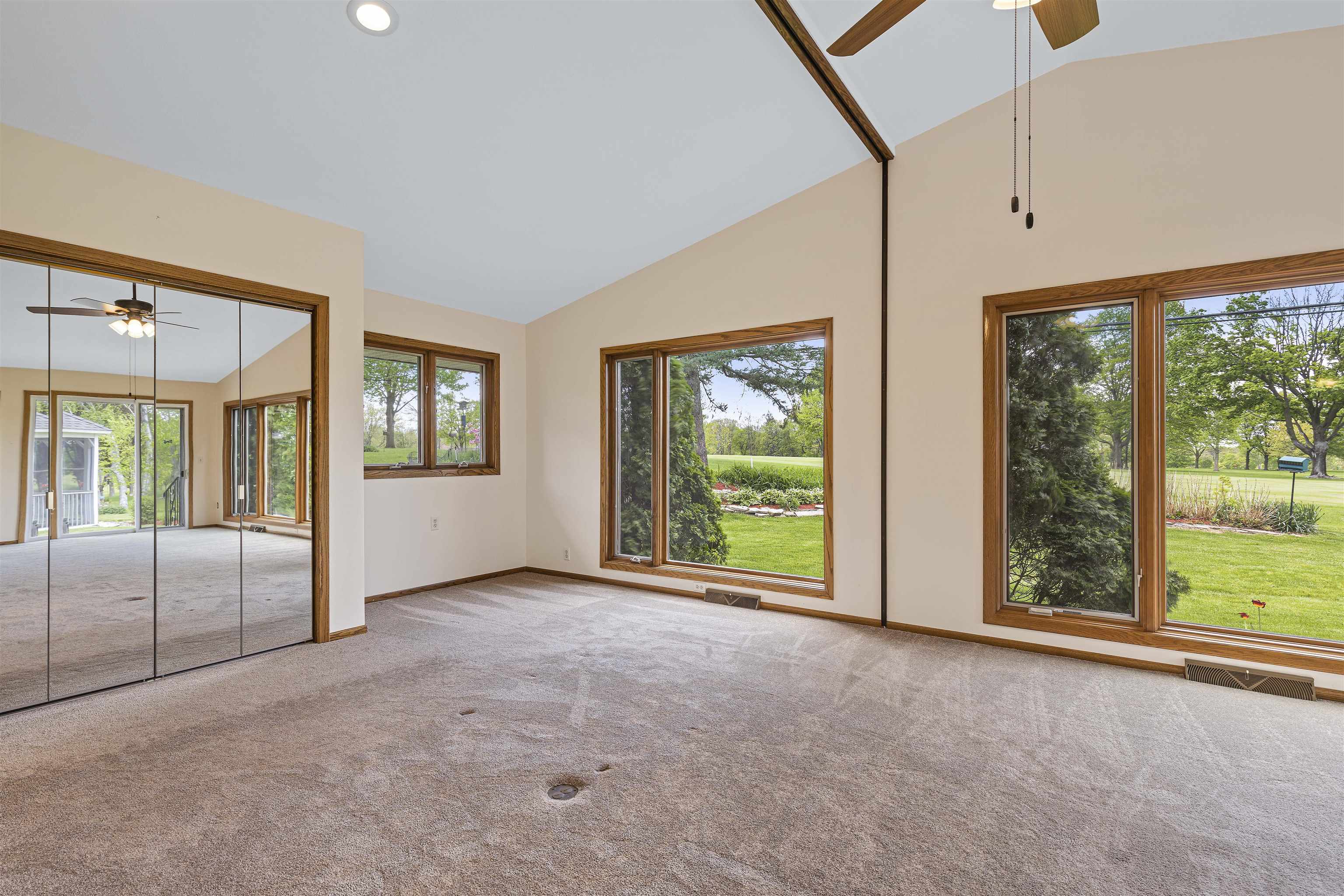 814 Roxbury Road Rockford, IL 61107 - Photo 14 of 36 an empty room with windows