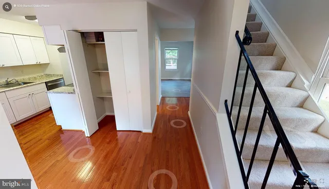 $3,100 | 939 Barton Oaks Place, Herndon, VA 20170