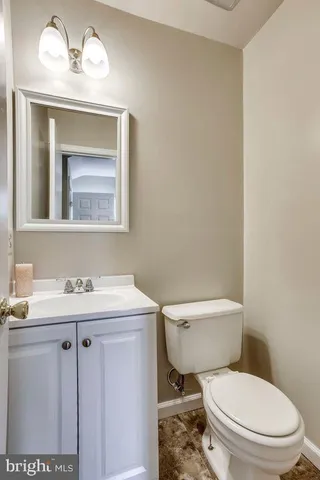 $3,100 | 939 Barton Oaks Place, Herndon, VA 20170