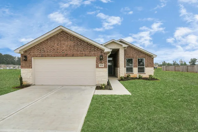 $297,900 | 10220 Cabo Del Sol Drive, Cleveland, TX 77327