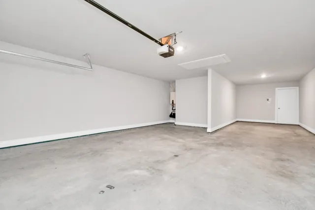 $297,900 | 10220 Cabo Del Sol Drive, Cleveland, TX 77327