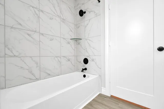 $297,900 | 10220 Cabo Del Sol Drive, Cleveland, TX 77327