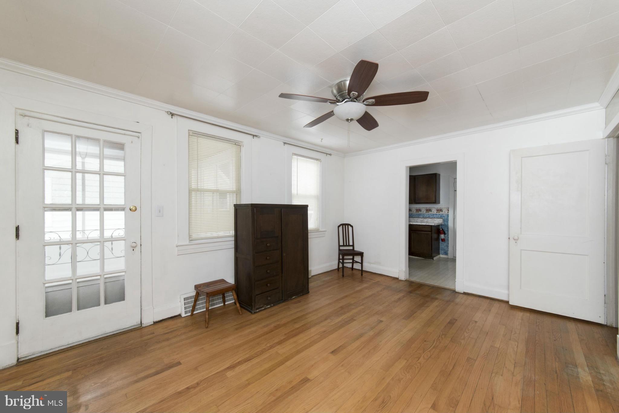 722 Wampler Road Baltimore, MD 21220 - Photo 7 of 30 Dining Room