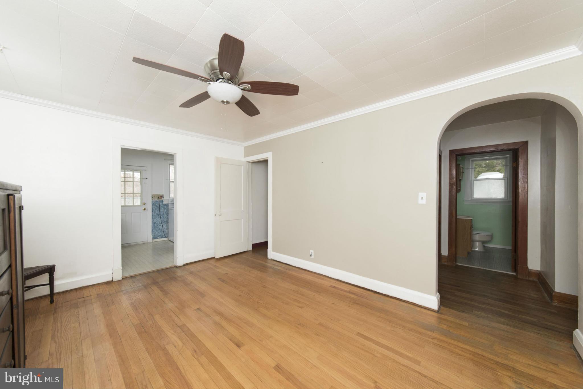 722 Wampler Road Baltimore, MD 21220 - Photo 8 of 30 Dining Room