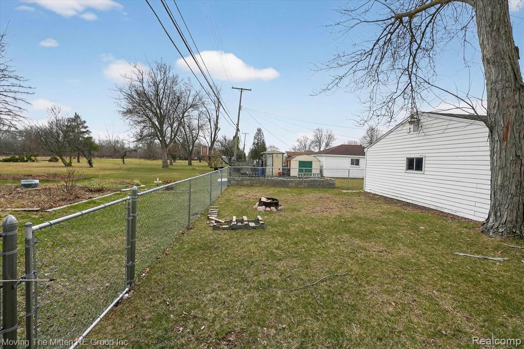 17049 Reno Street Riverview, MI 48193 - Photo 48 of 71