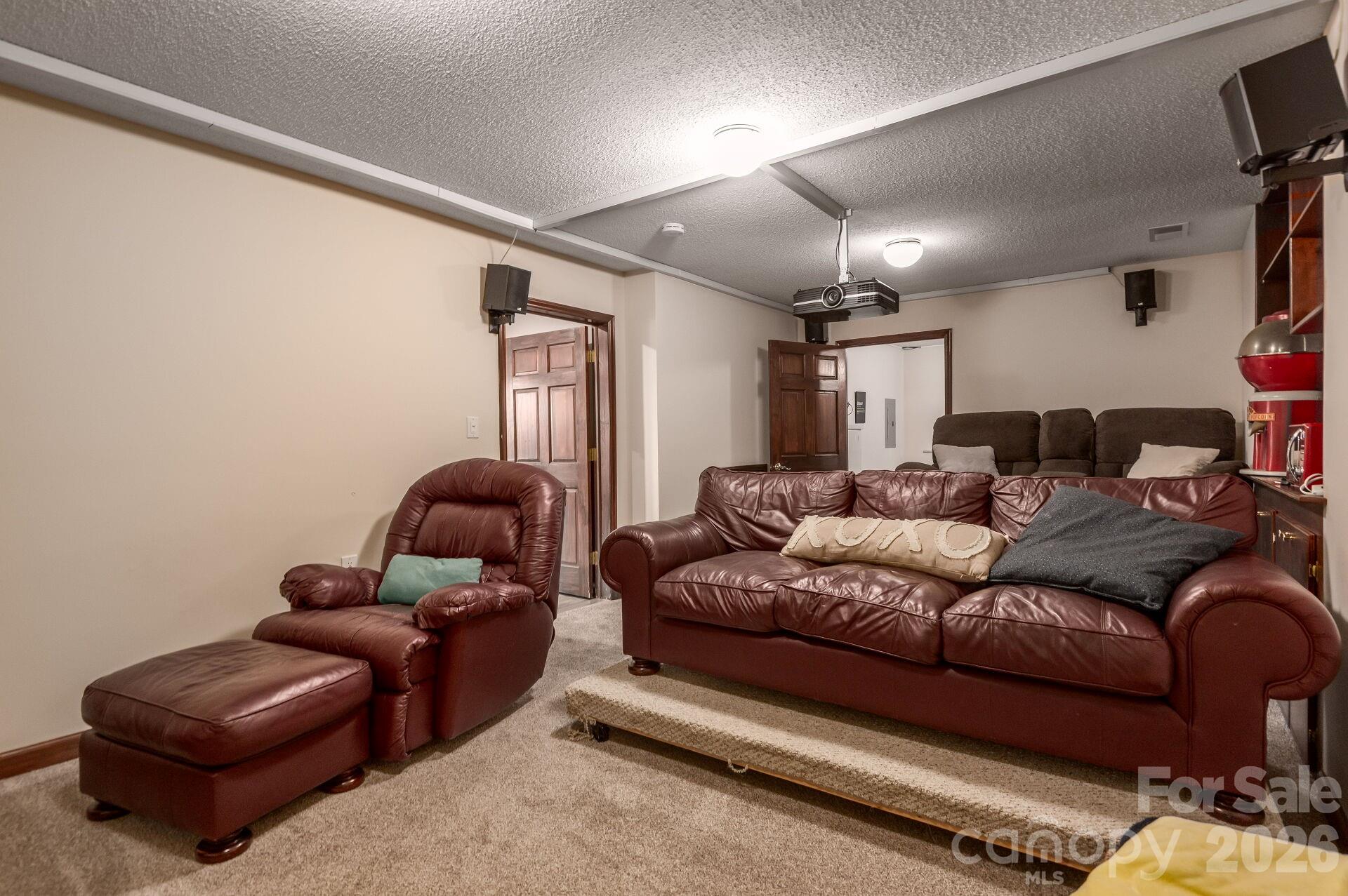 156 Lighthouse Road Mount Holly, NC 28120 - Photo 28 of 39 a living room with furniture