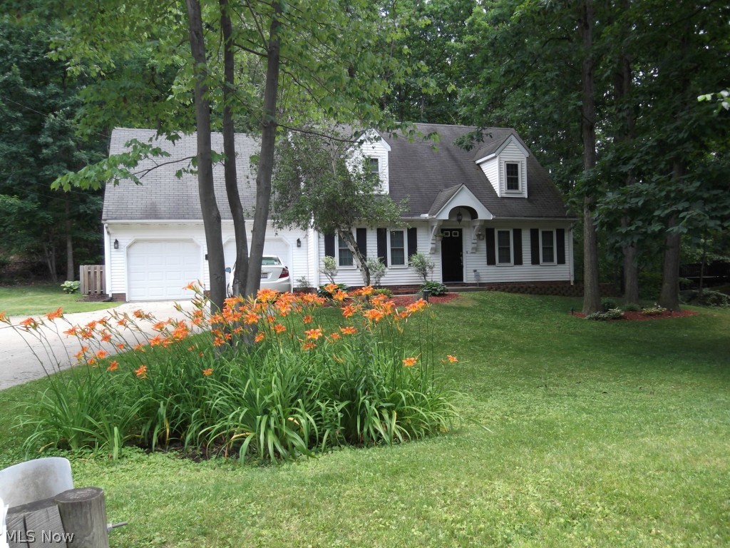 7277 Auburn Road Painesville, OH 44077 - Photo 1 of 21 FRONT