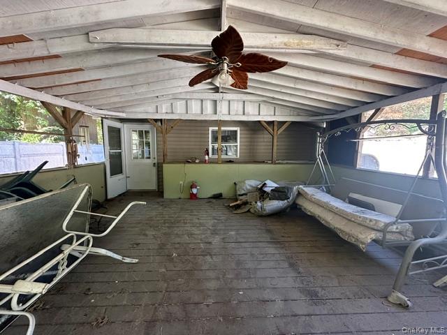 125 Wood Road Centereach, NY 11720 - Photo 25 of 36