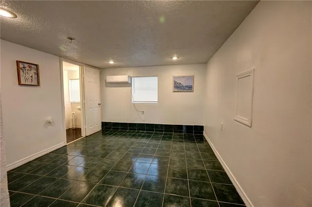 $975 | Undisclosed Address, New Orleans, LA 70119
