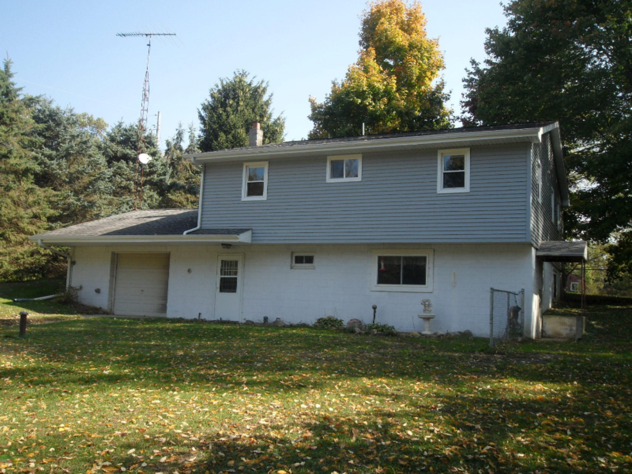 11349 Milnes Road Jonesville, MI 49250 - Photo 1 of 13 SAM_2818