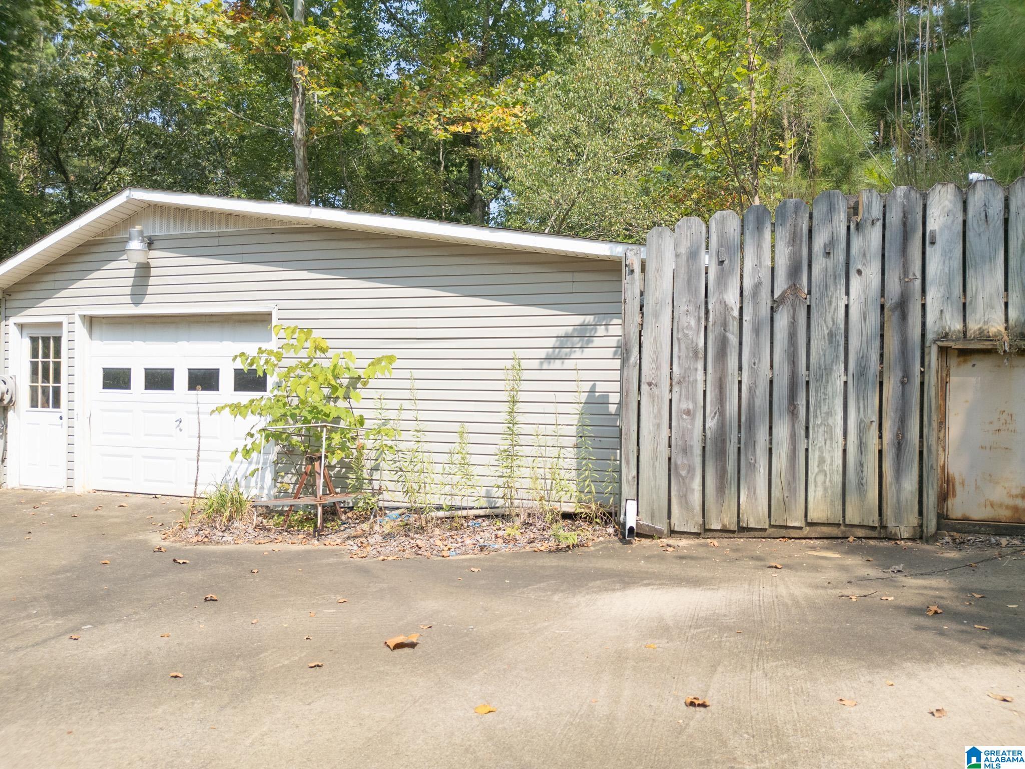 685 Faulkner Road Oneonta, AL 35121 - Photo 20 of 59