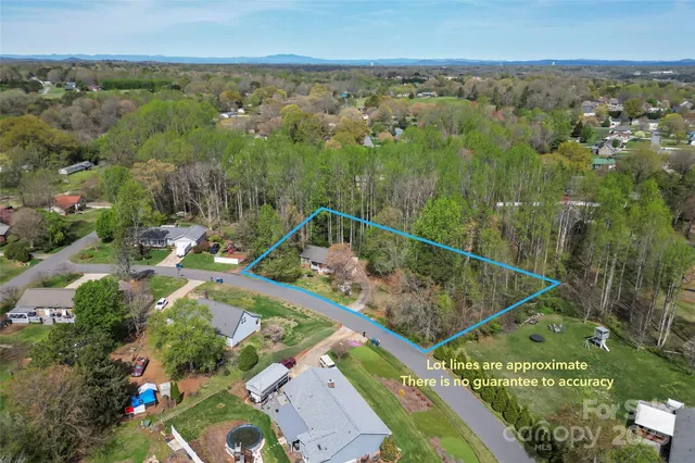 $304,900 | 4896 Birch Circle, Hickory, NC 28602