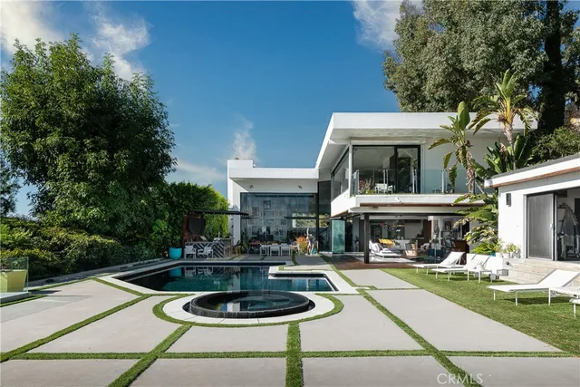 $33,333 | 3020 Hollyridge Drive, Los Angeles, CA 90068