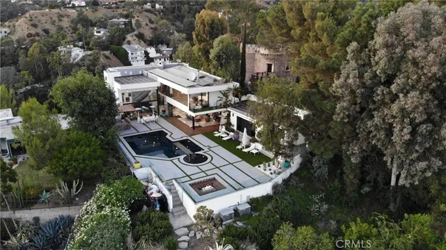 $33,333 | 3020 Hollyridge Drive, Los Angeles, CA 90068