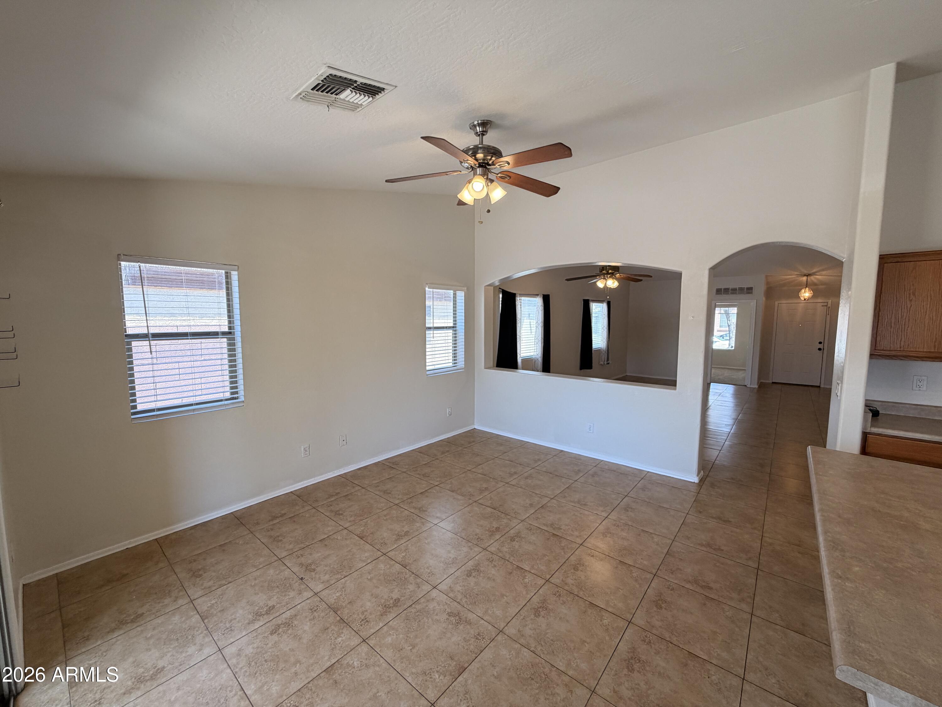 8409 West Payson Road Tolleson, AZ 85353 - Photo 4 of 18 IMG_0398