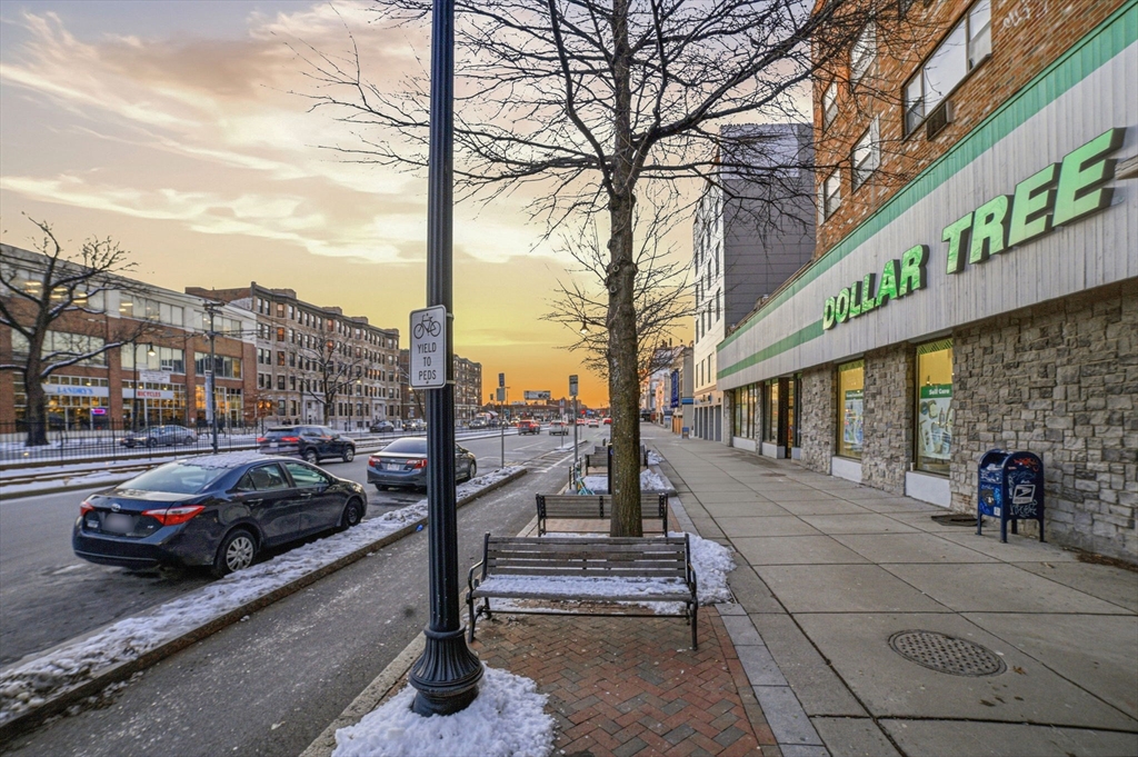 1035 Commonwealth Avenue, Unit 407 Boston, MA 02215 - Photo 13 of 16