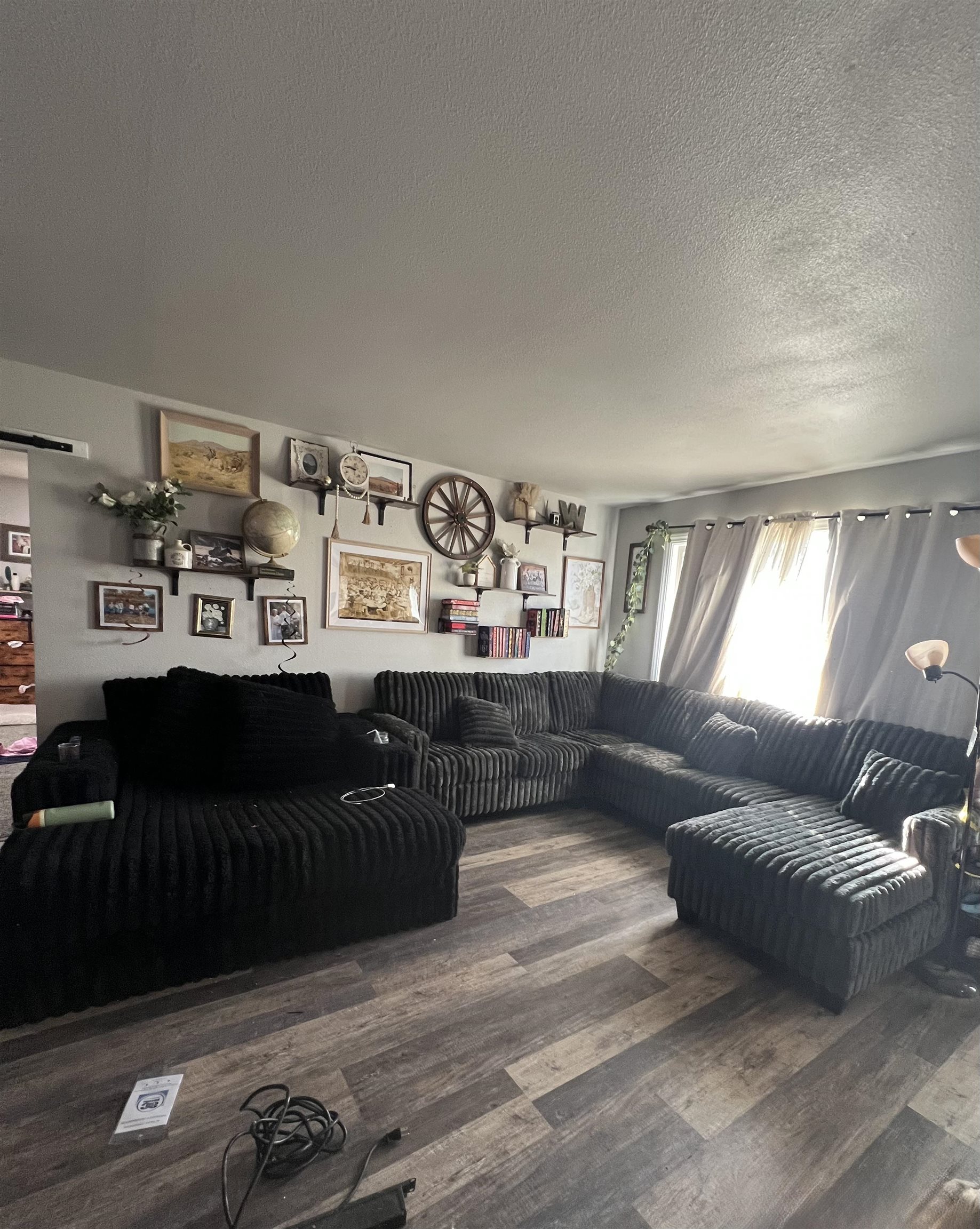 28 South Monkey Road Glenrock, WY 82637 - Photo 2 of 19