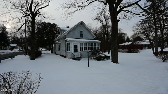 $349,900 | 11 Brayton Street, Colonie, NY 12205