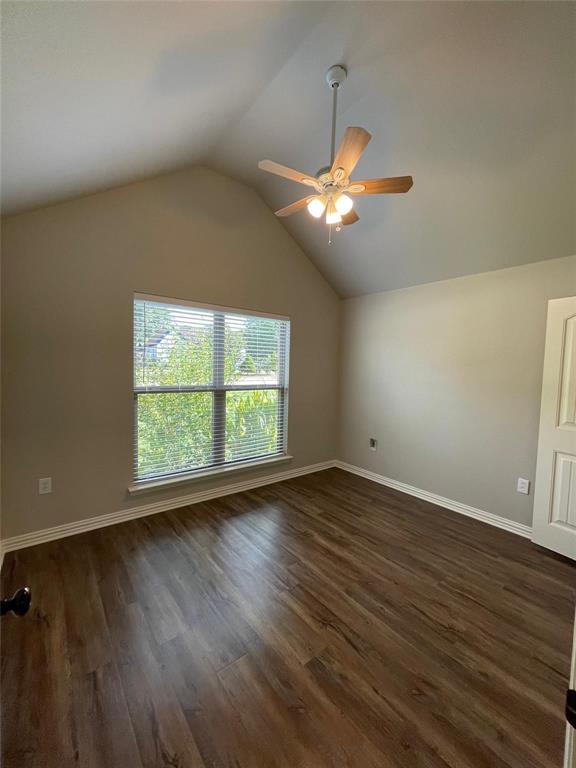 628 East Walcott Street Pilot Point, TX 76258 - Photo 21 of 27 Gallery Image 21