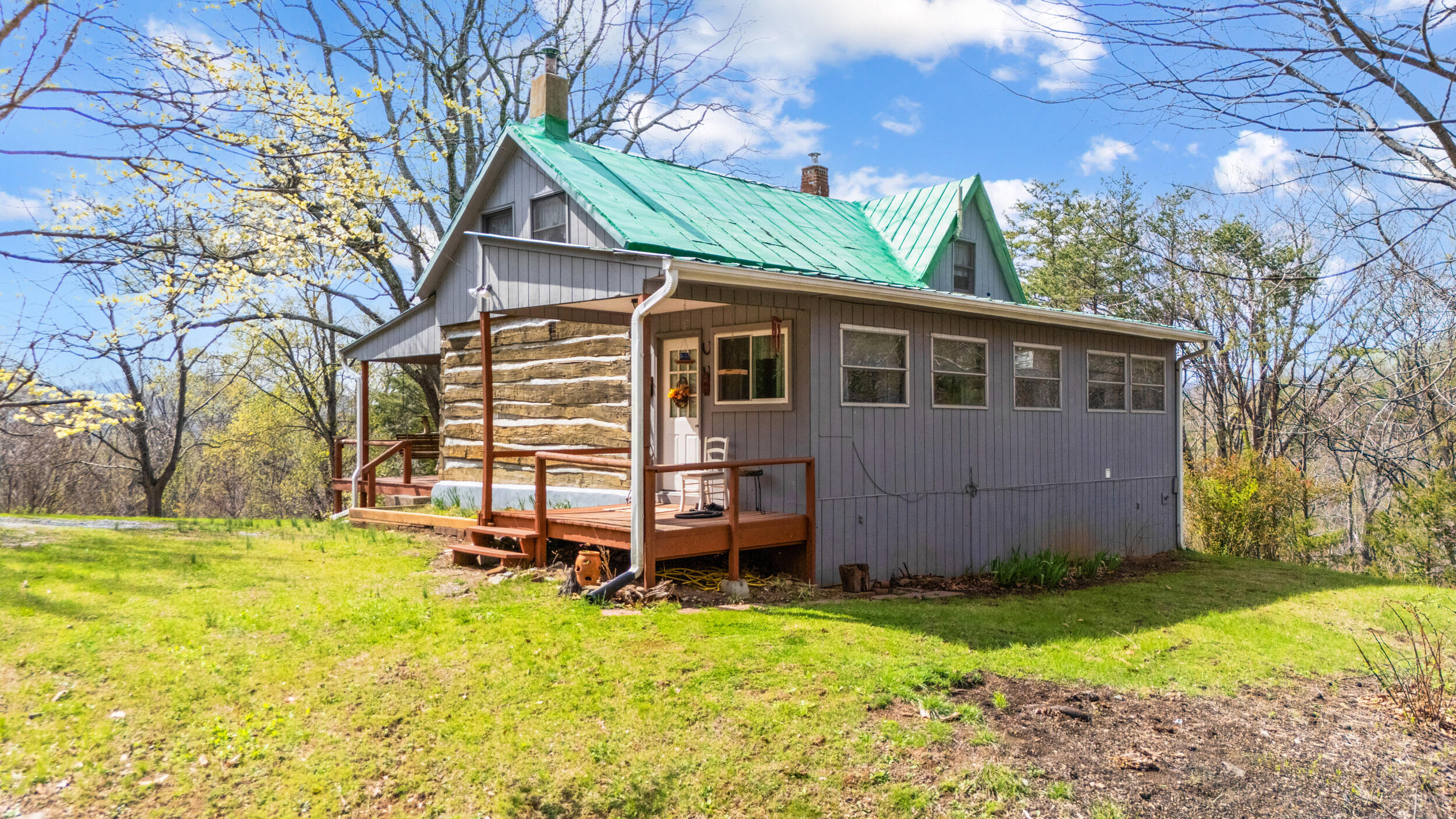 1374 Moccasin Road Thaxton, VA 24174 - Photo 6 of 81 35_019
