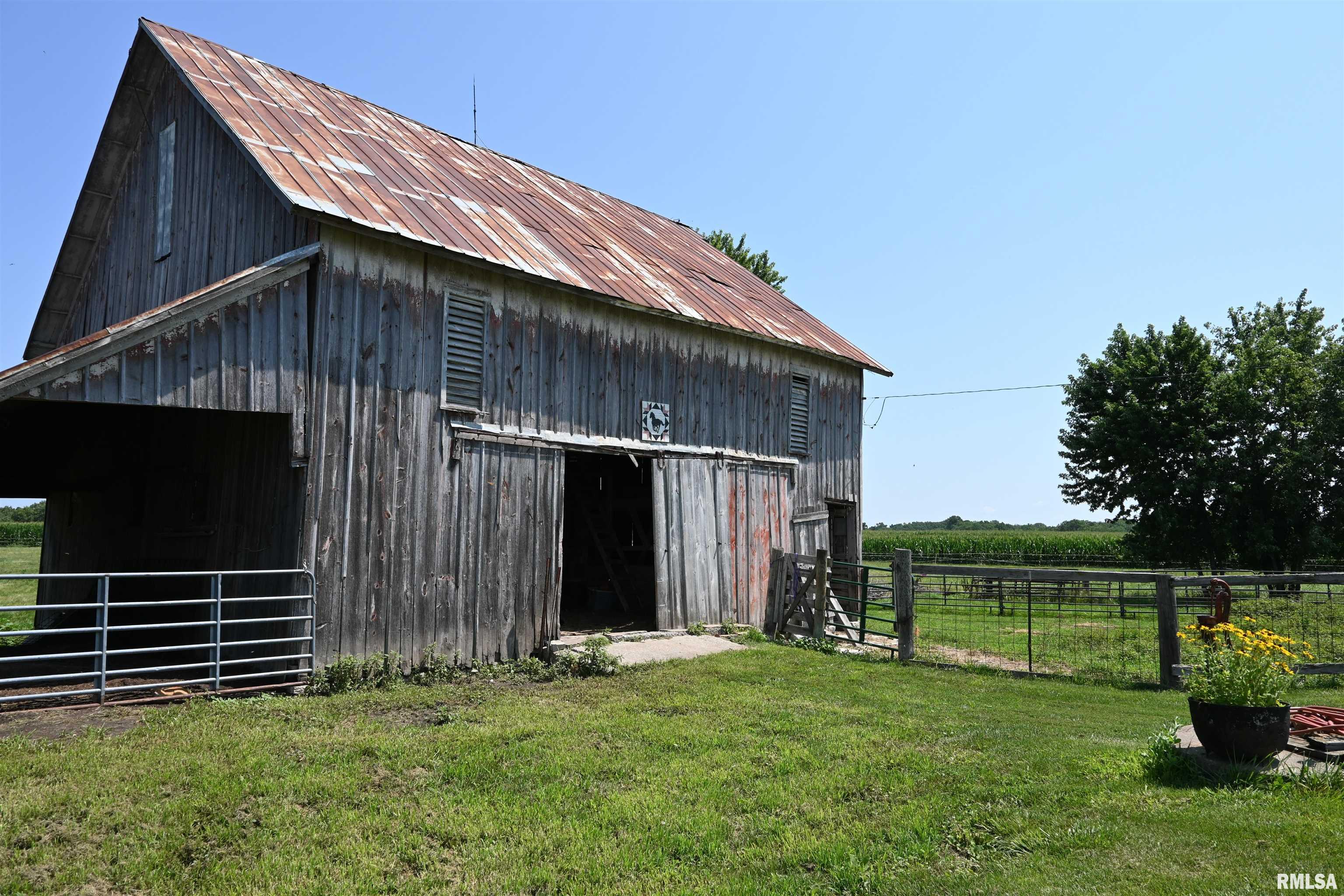 2165 County Road 2100 North Camp Point, IL 62320 - Photo 4 of 9