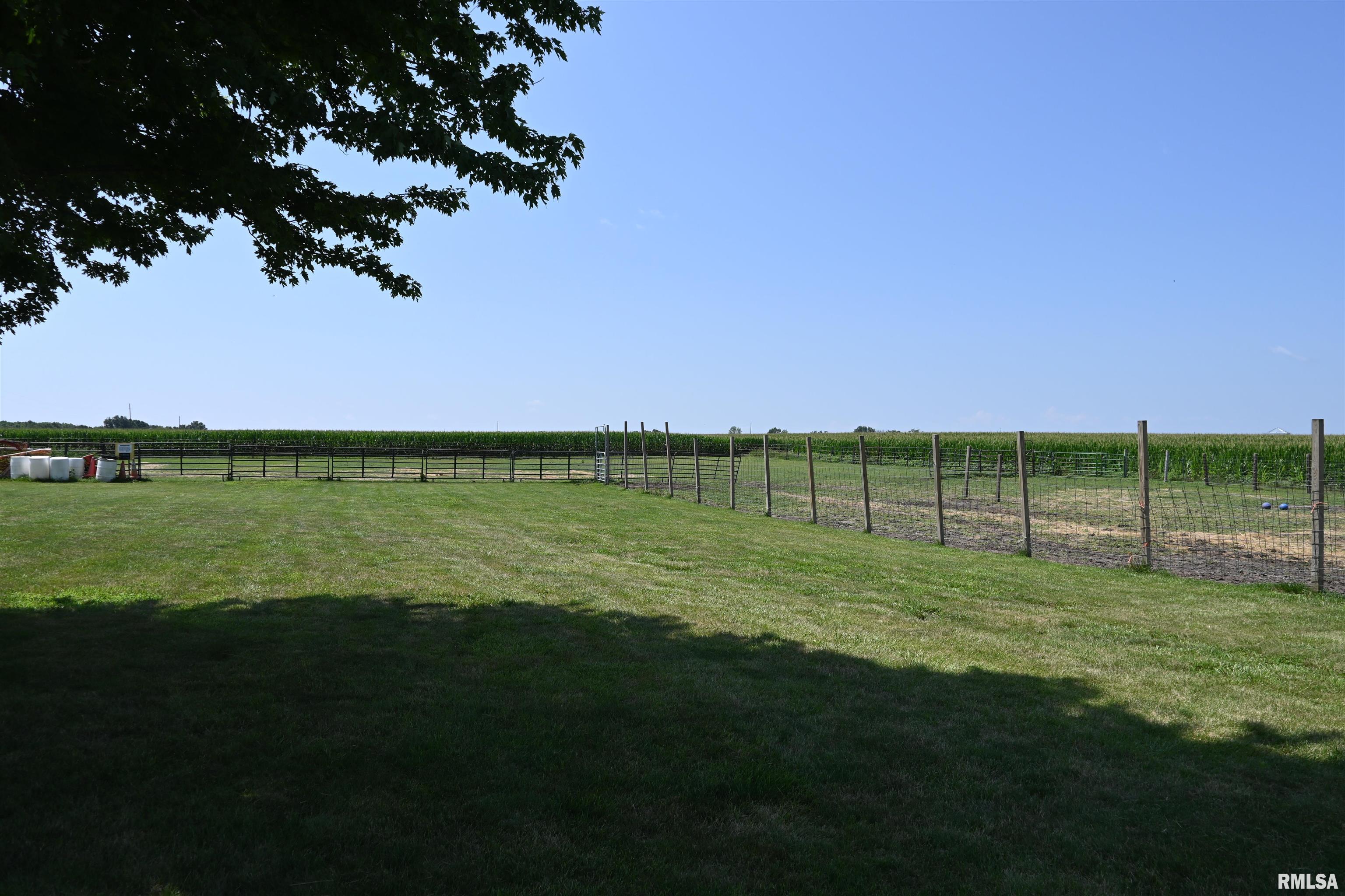 2165 County Road 2100 North Camp Point, IL 62320 - Photo 5 of 9