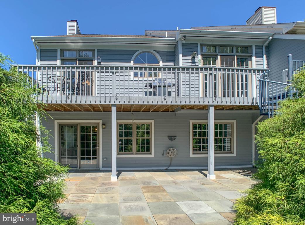 26 Southampton Parish Road Landenberg, PA 19350 - Photo 36 of 52 Exterior back with upper level deck & paver patio