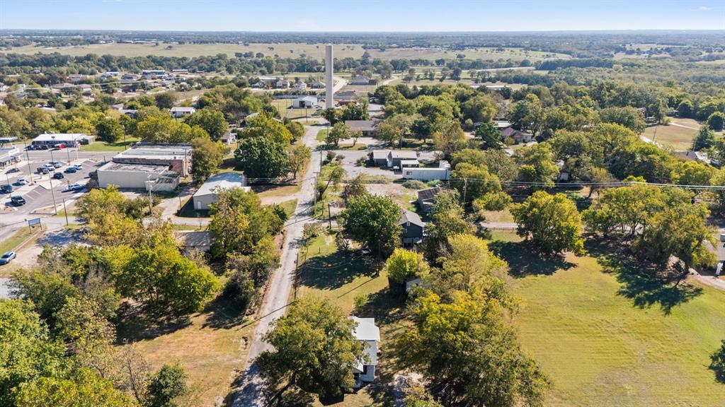 301 South Morrow Street Blue Ridge, TX 75424 - Photo 26 of 30 a view of a city