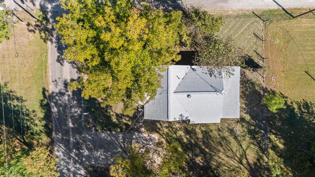 301 South Morrow Street Blue Ridge, TX 75424 - Photo 27 of 30 a view of a yard