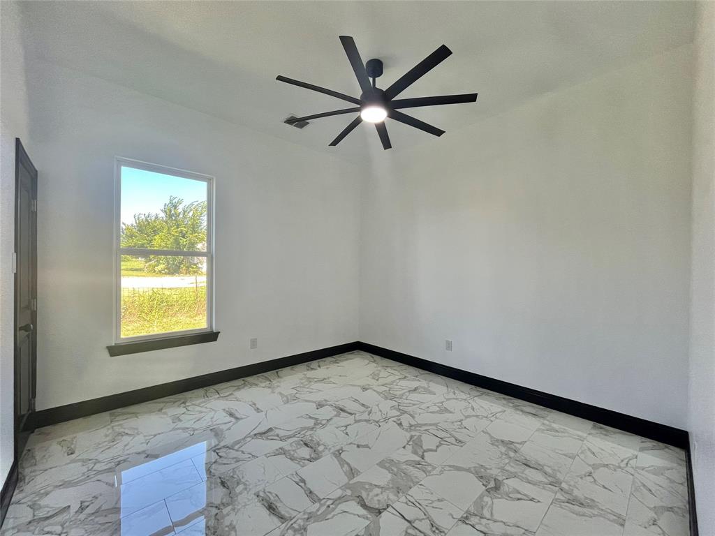 127 Valley Meadows Drive Springtown, TX 76082 - Photo 22 of 32