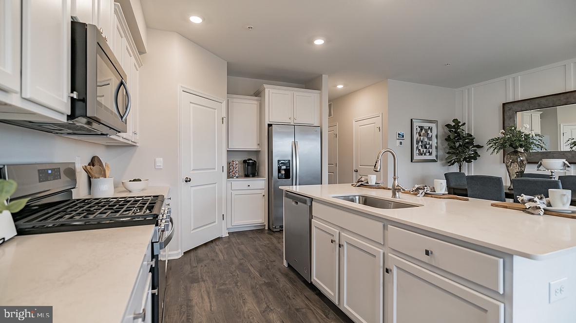 405 Moore Road Wallingford, PA 19086 - Photo 8 of 29