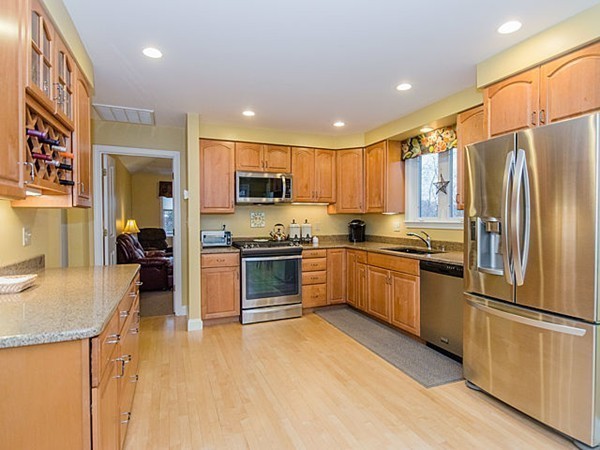 19 Madison Road Waltham, MA 02453 - Photo 10 of 30 Gallery Image 10