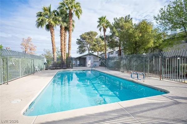 $2,200 | 2430 Old Forge Lane, Unit 106, Las Vegas, NV 89121