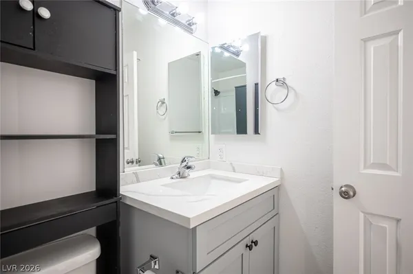 $2,200 | 2430 Old Forge Lane, Unit 106, Las Vegas, NV 89121