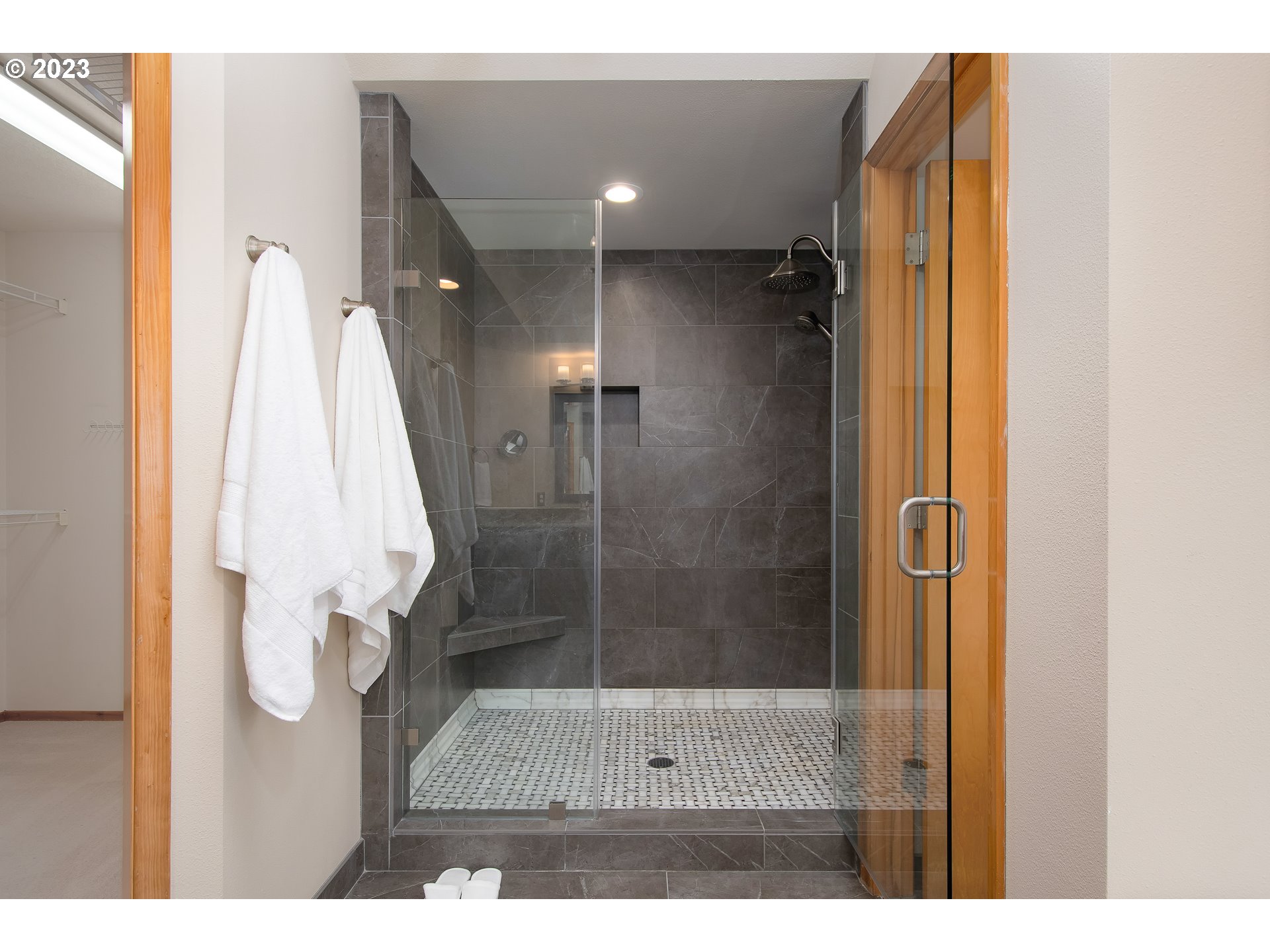 8208 Northwest Reed Drive Portland, OR 97229 - Photo 23 of 39 a view of entryway