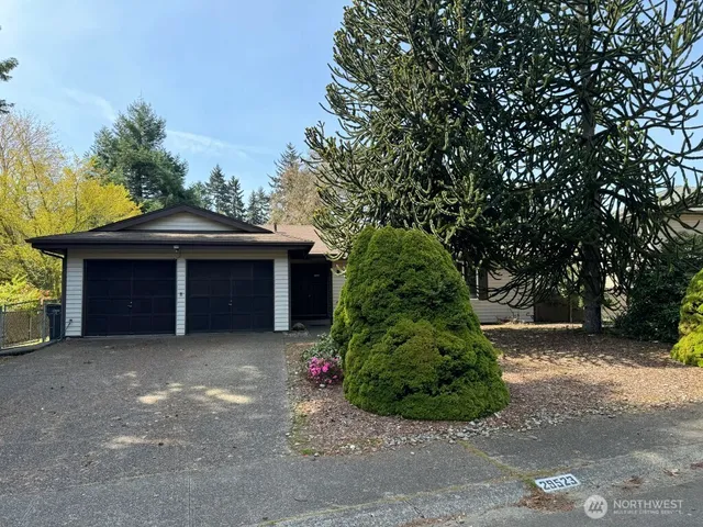 $2,850 | 29523 4th Avenue South, Federal Way, WA 98003