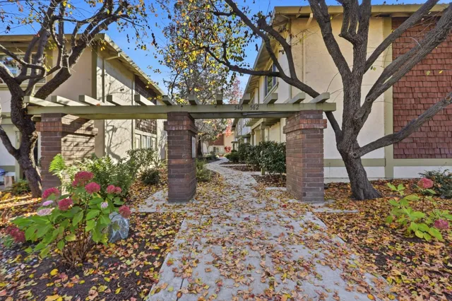 $1,098,000 | 540 Valley Forge Way, Campbell, CA 95008