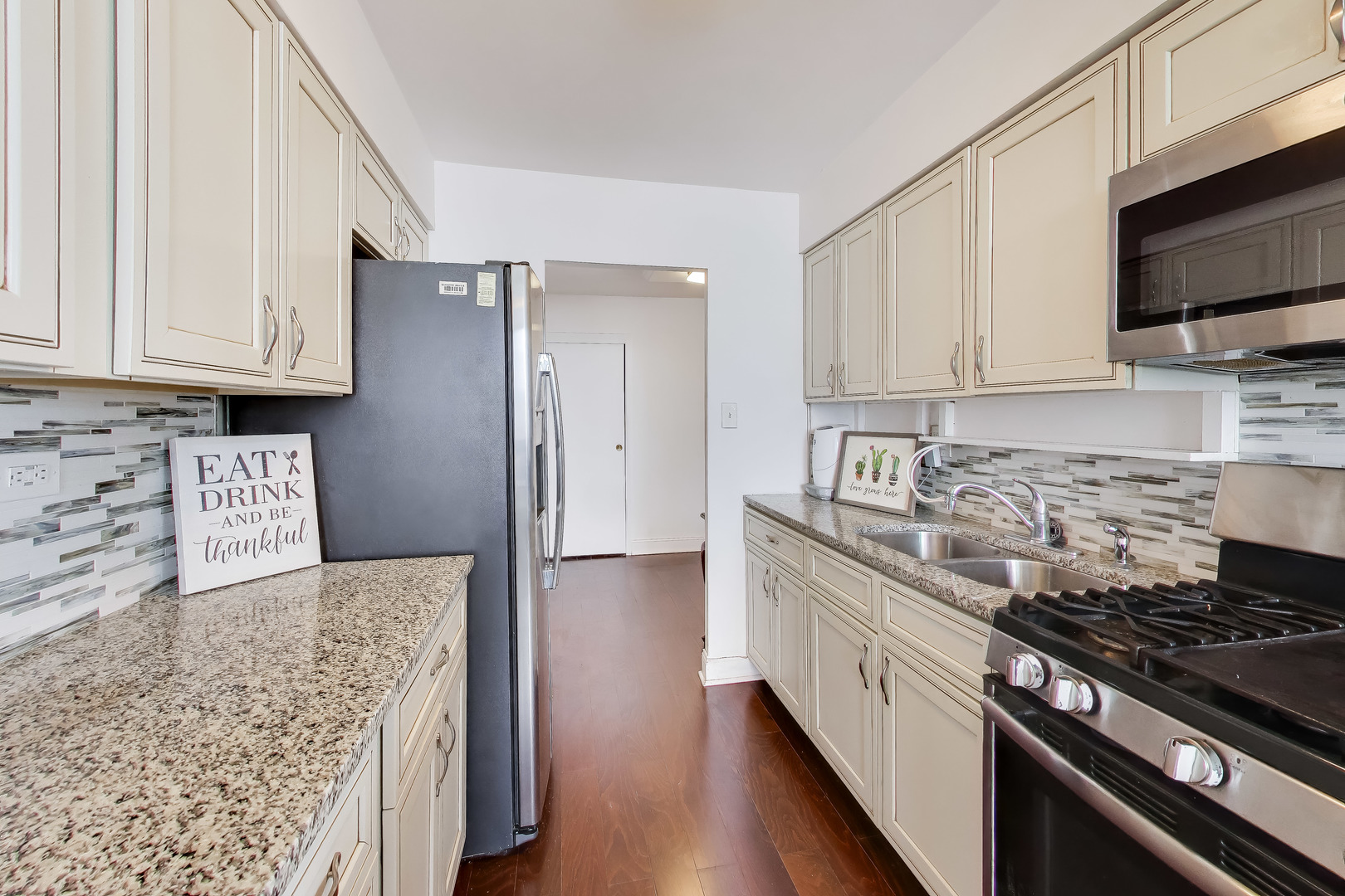 40 North Tower Road, Unit 16N Oak Brook, IL 60523 - Photo 15 of 31