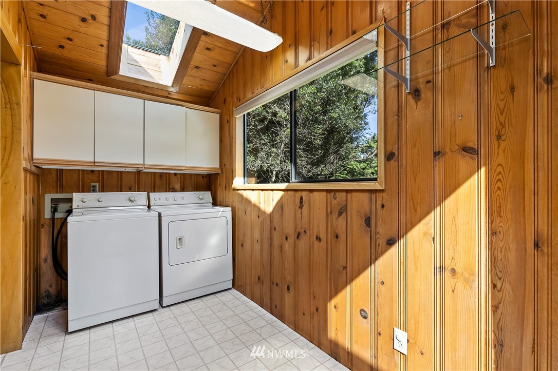1988 Island View Road Oak Harbor, WA 98277 - Photo 22 of 39 Gallery Image 22