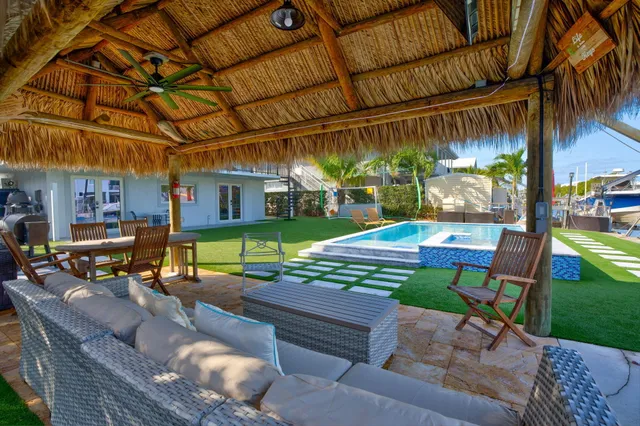 a view of yard with patio